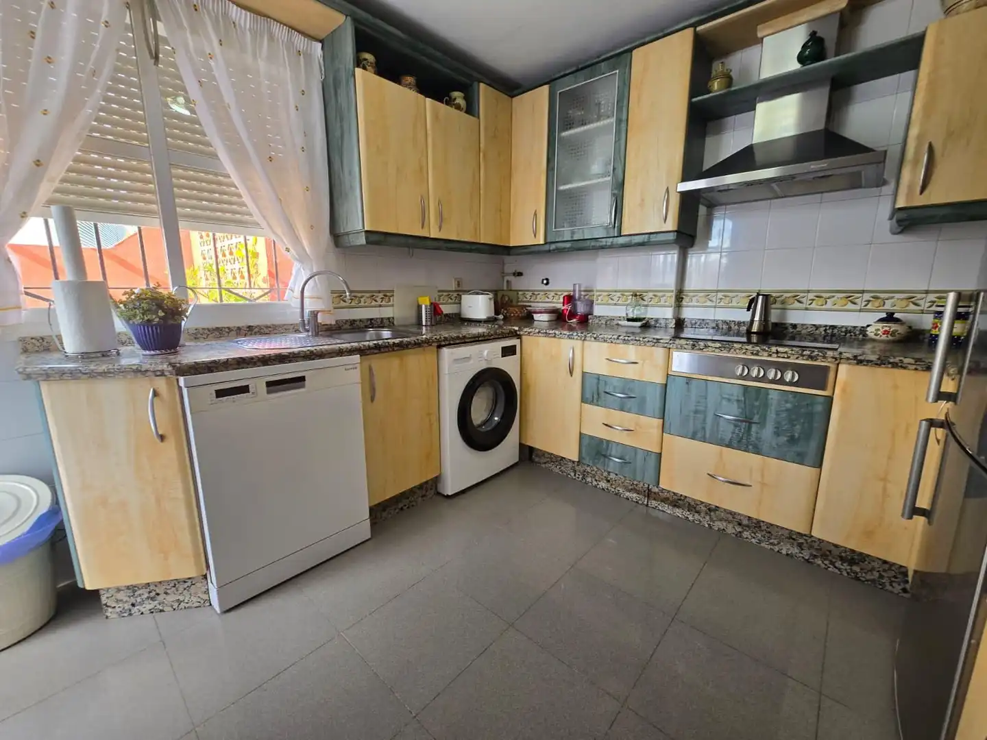 Cocina de Casa adosada en venta en Castilleja de la Cuesta con Aire acondicionado, Trastero y Balcón