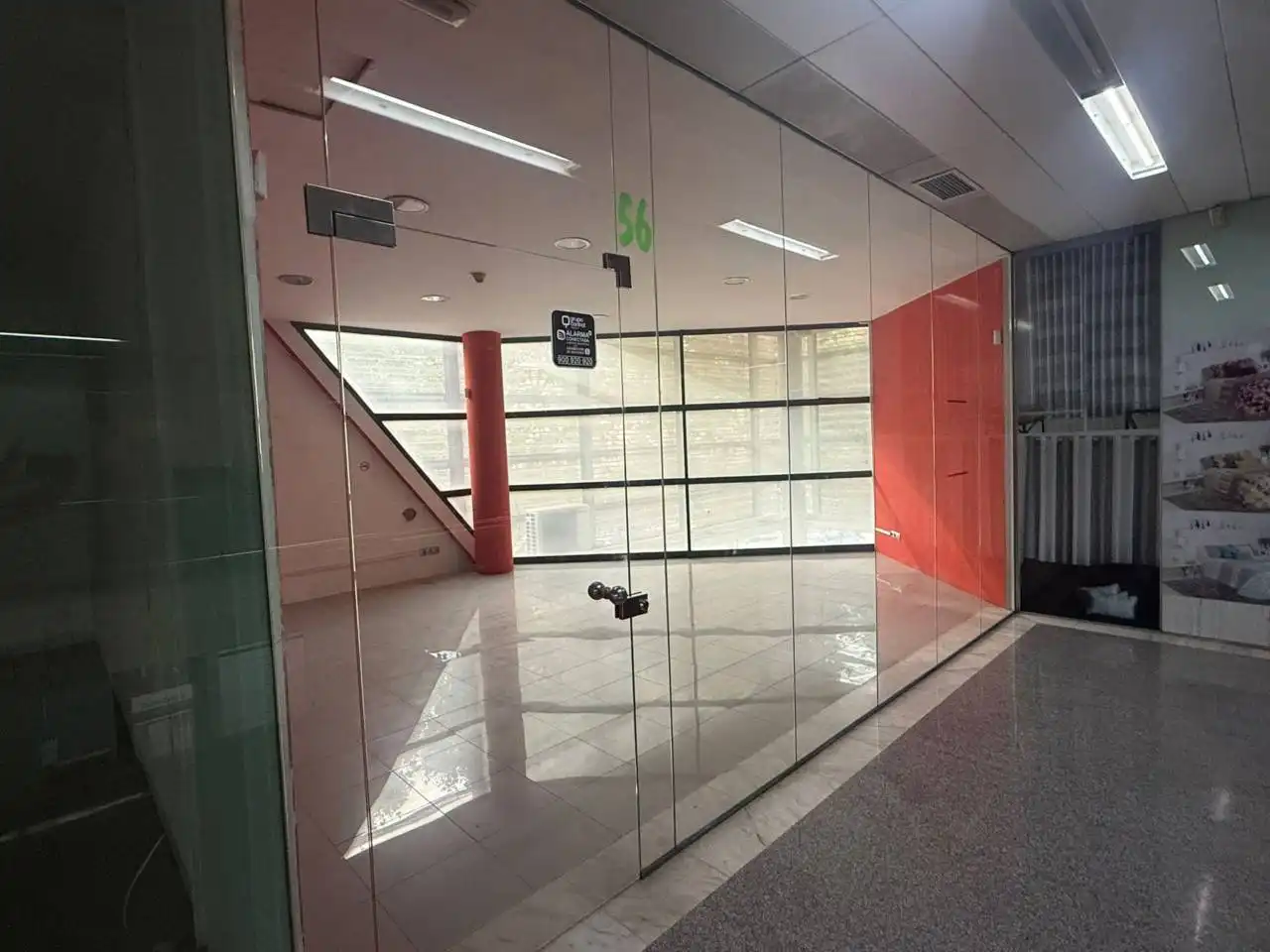 Local comercial en venda a Avenida Sant Ildefons 20, imagen 3