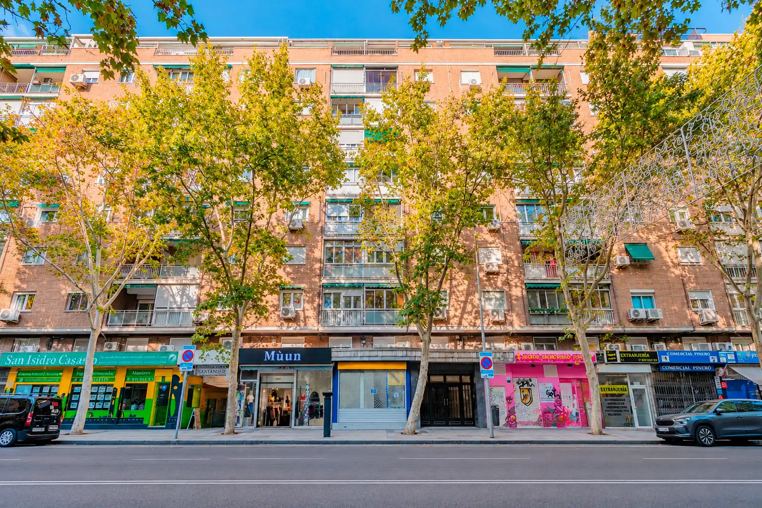 Vista exterior de Pis en venda en Usera