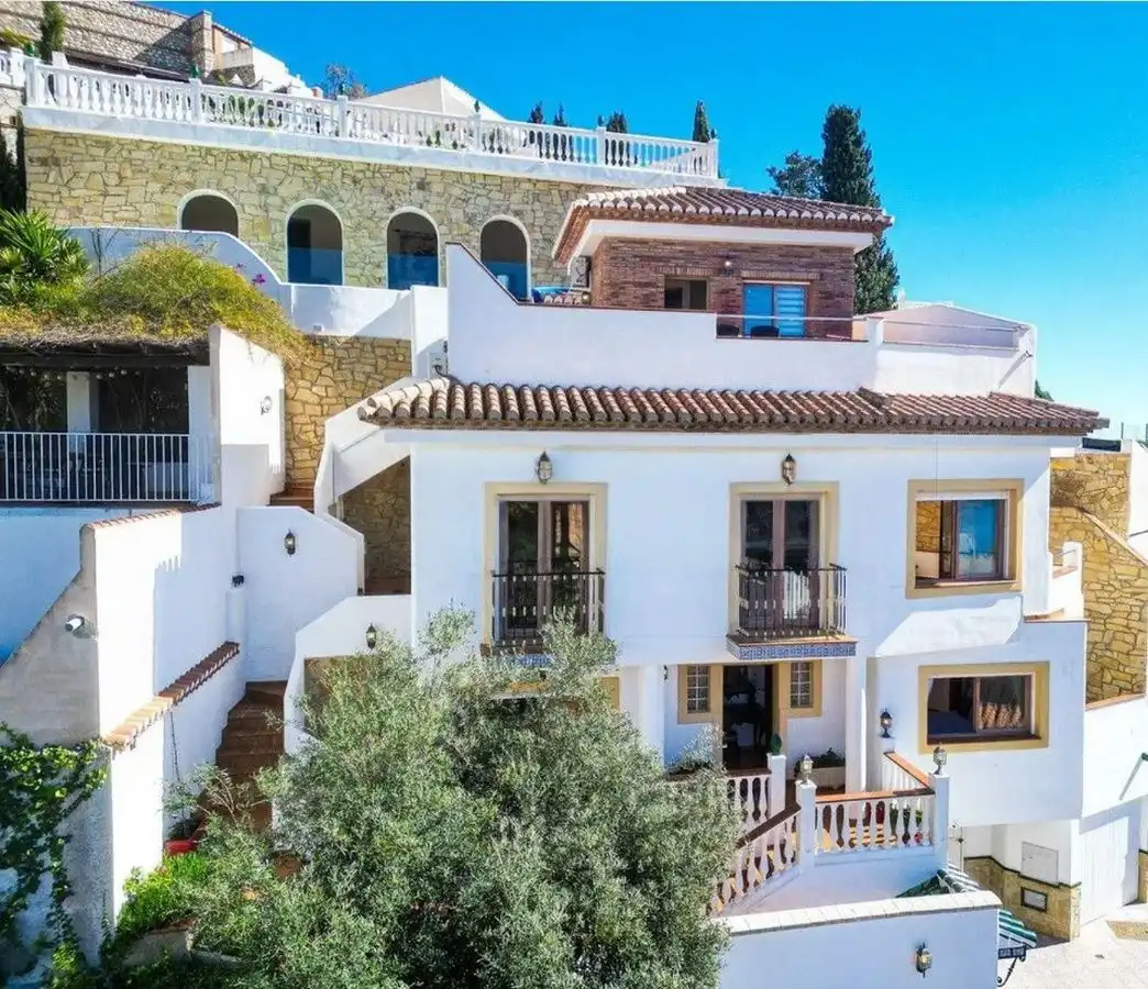 Villa con piscina in vendita a COTOBRO, imagen 176