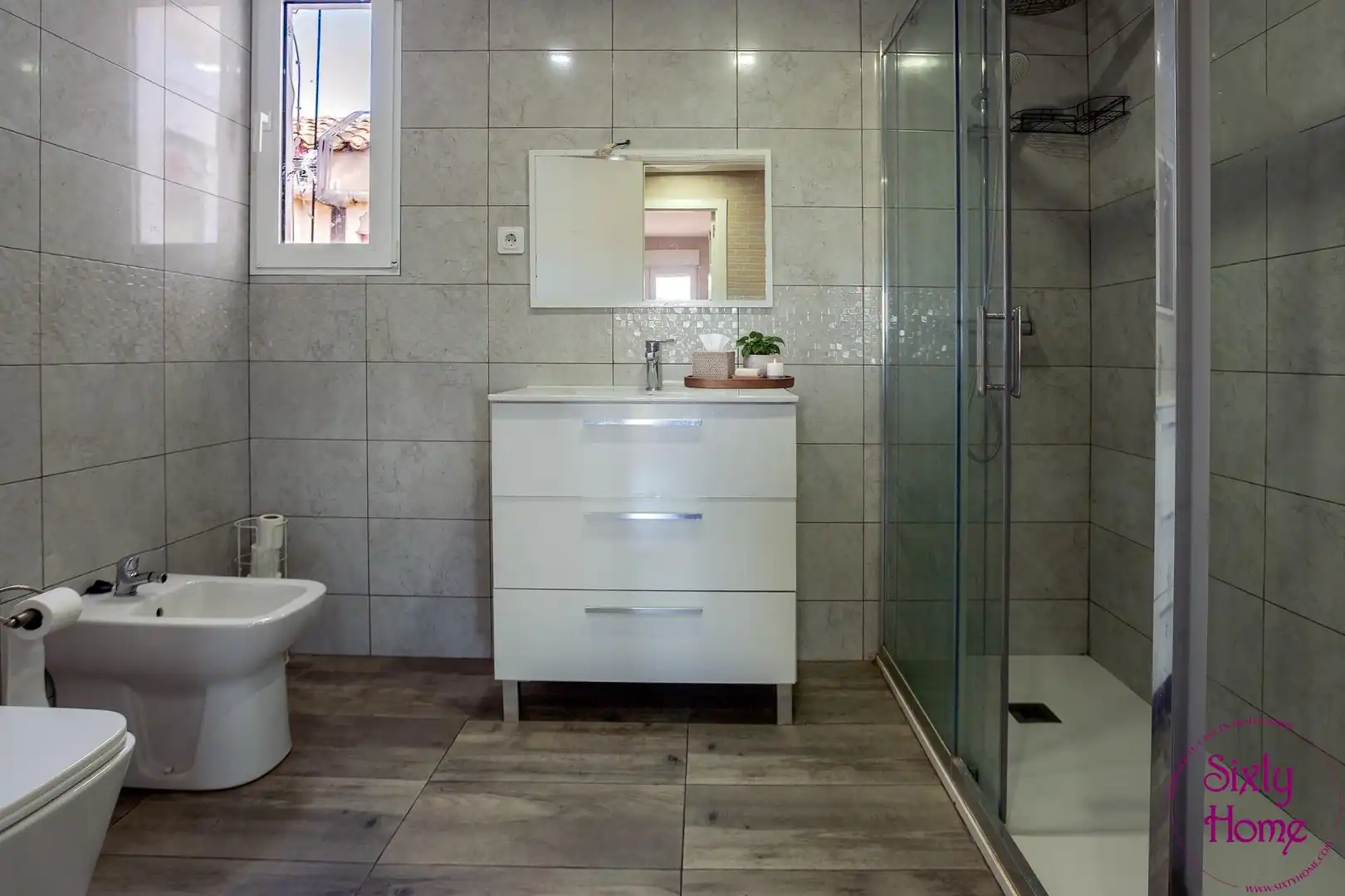 Baño de Piso en venta en Tauste con Calefacción, Parquet y Amueblado