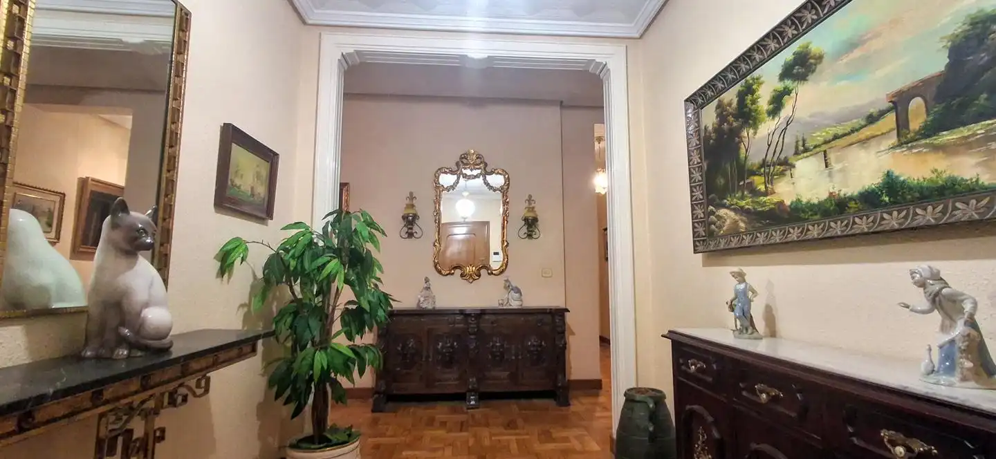 Flat for sale in Tudela  with Air Conditioner, Heating and Parquet flooring