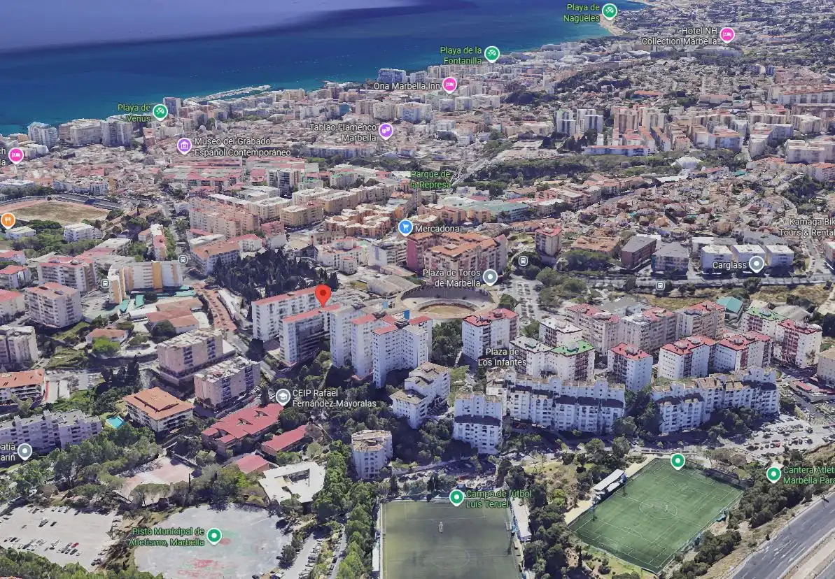Vista exterior de Pis en venda en Marbella amb Aire condicionat, Calefacció i Parquet