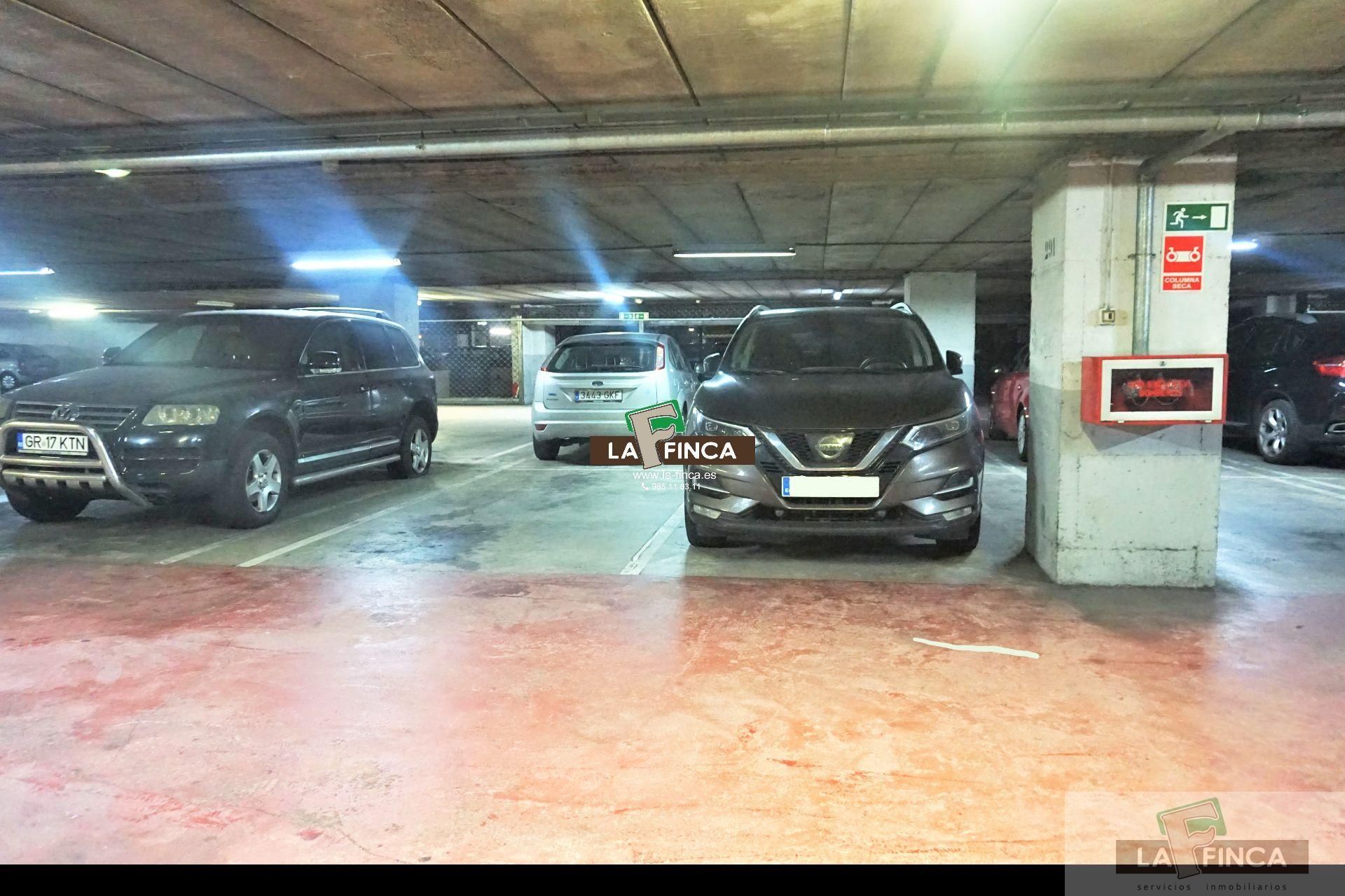 Garage for sale in Salesas - Foncalada - Campoamor