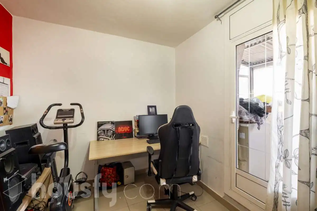 Attic for sale in L'Hospitalet de Llobregat  with Air Conditioner and Terrace