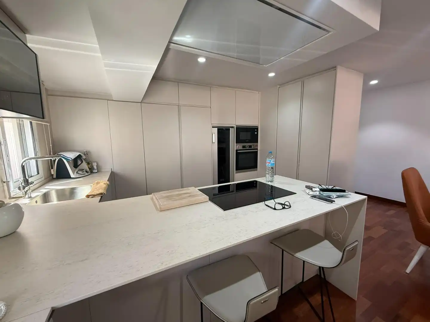 Küche von Wohnung zum Verkauf in Guardamar del Segura mit Klimaanlage, Heizung und Terrasse