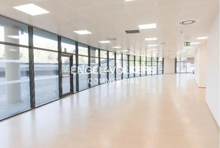 Office space with lift to rent in Bellaterra, imagen 2