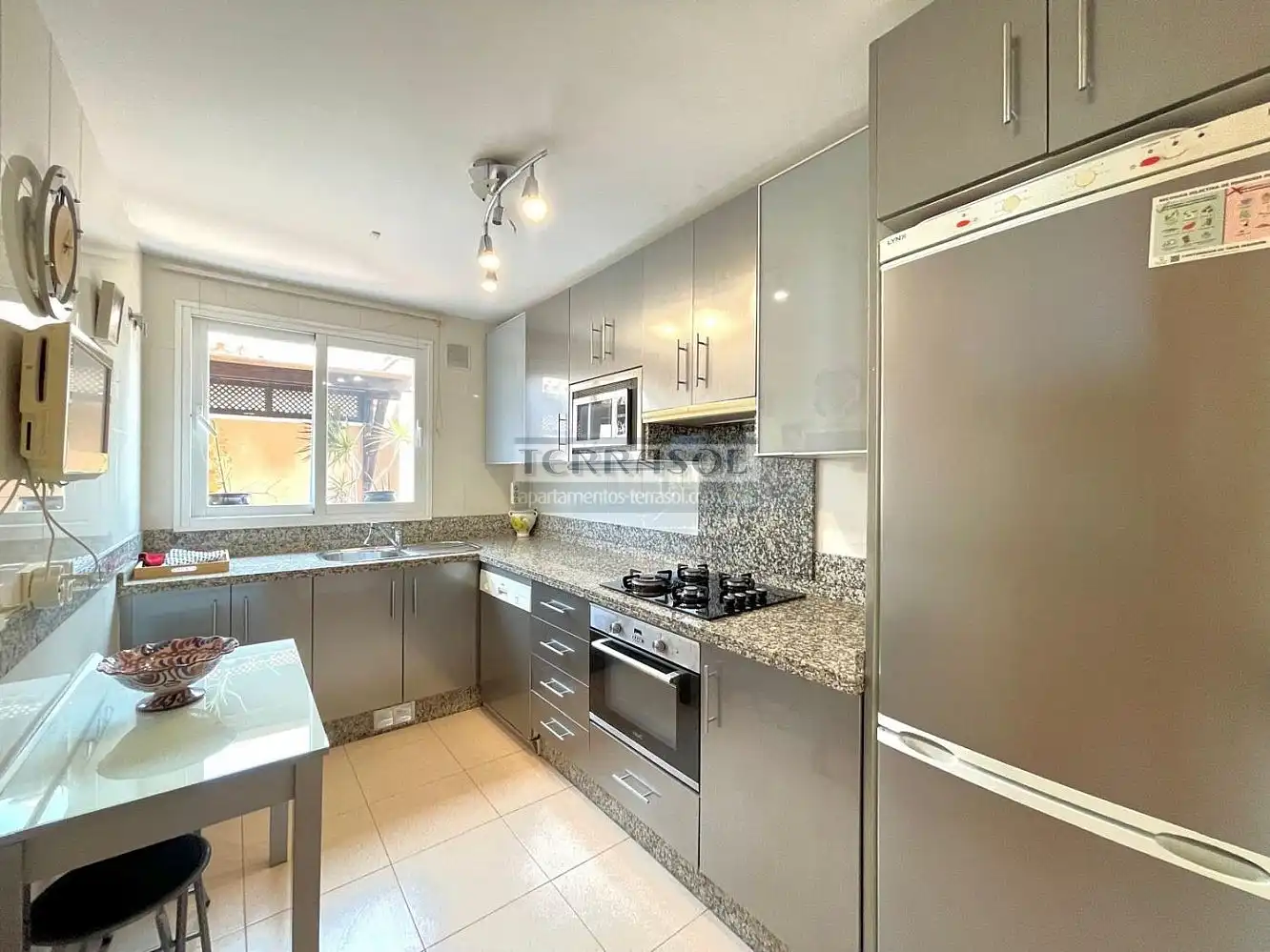 Cocina de Ático en venta en Vélez-Málaga con Aire acondicionado, Calefacción y Jardín privado