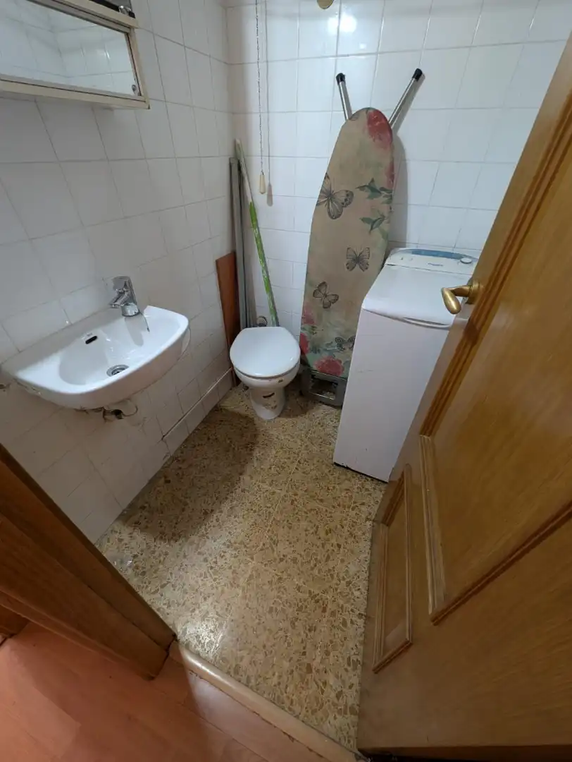 Bathroom of Flat for sale in Gijón   with Heating, Private garden and Parquet flooring