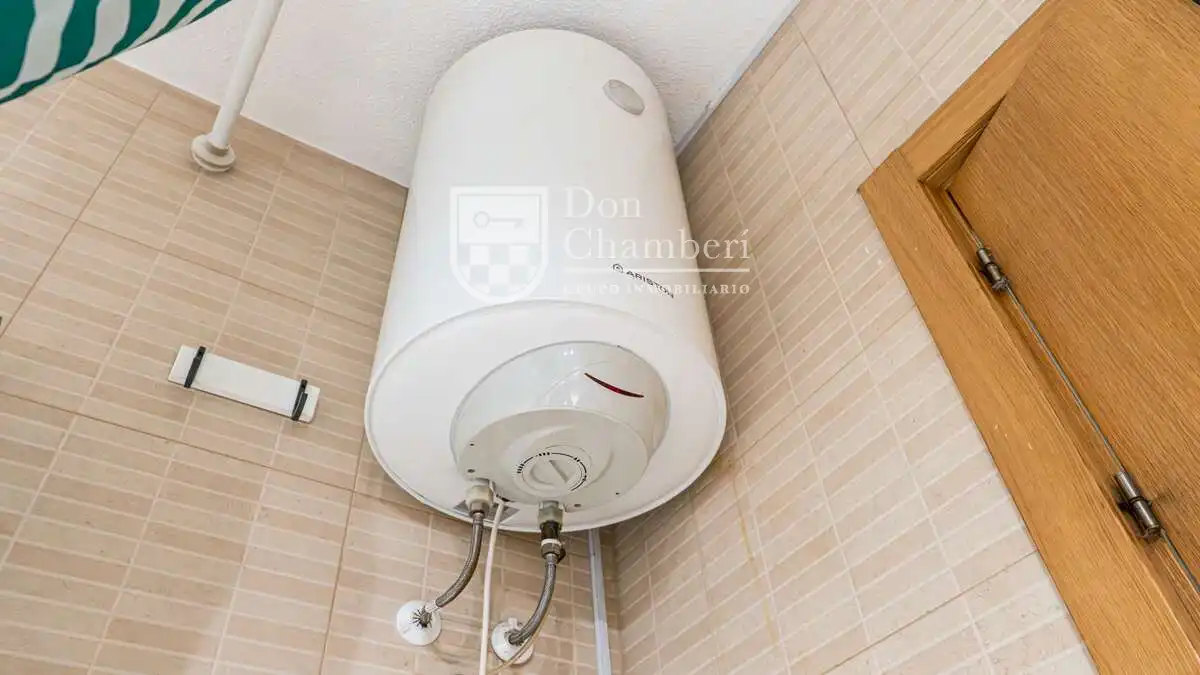 Baño de Piso en venta en Madrid con Aire acondicionado, Calefacción y Amueblado