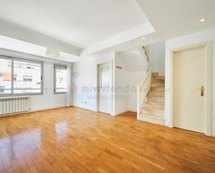Living room of Duplex to rent in  Madrid Capital  with Air Conditioner, Heating and Terrace