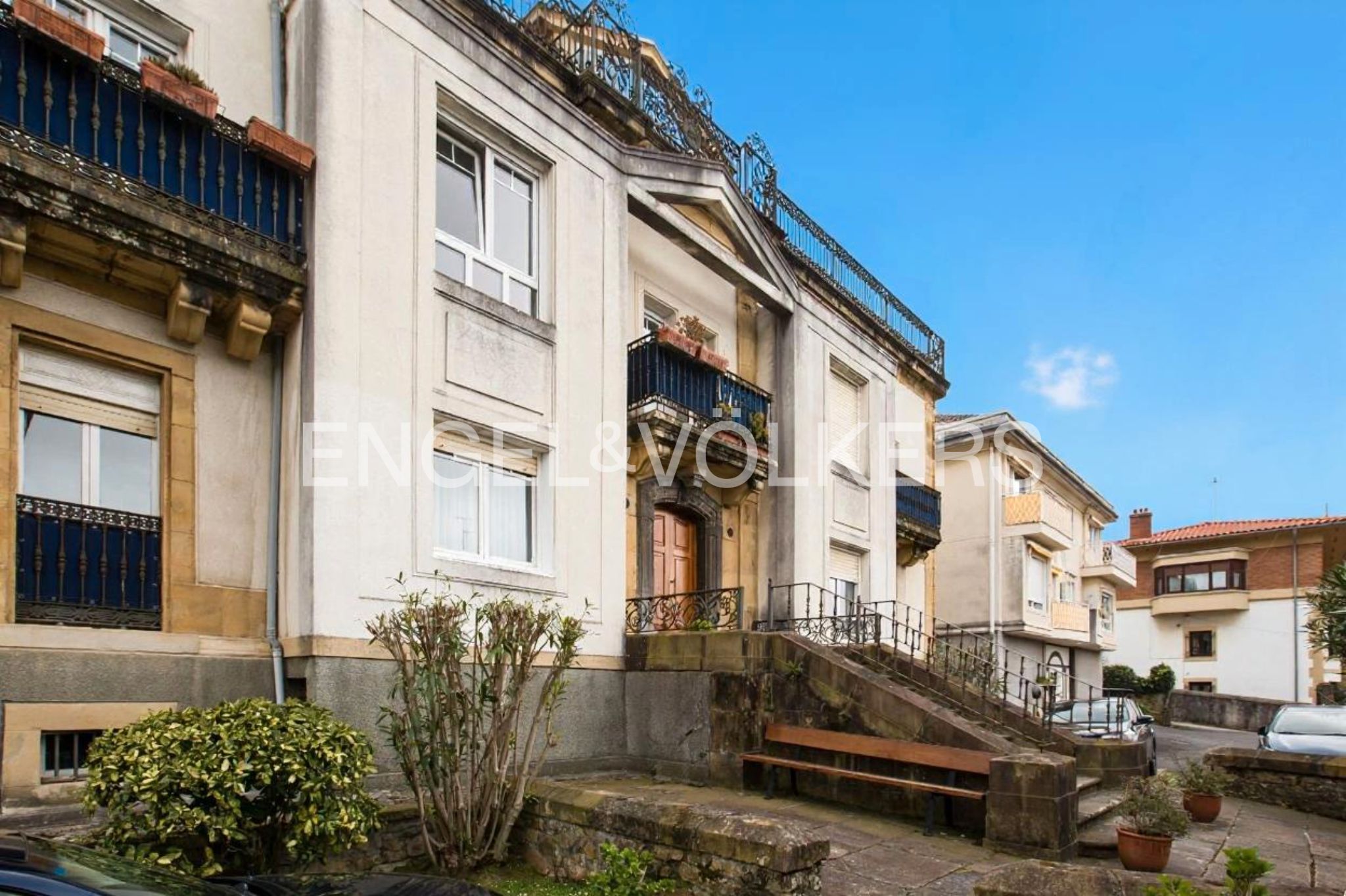 Exterior view of Duplex for sale in Getxo   with Heating, Private garden and Parquet flooring