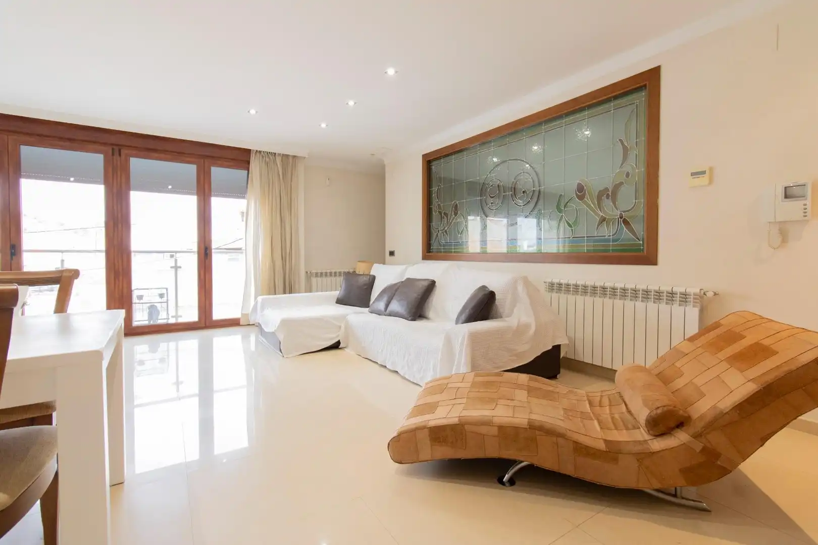 Sala d'estar de Casa adosada en venda en La Llosa amb Aire condicionat, Calefacció i Terrassa