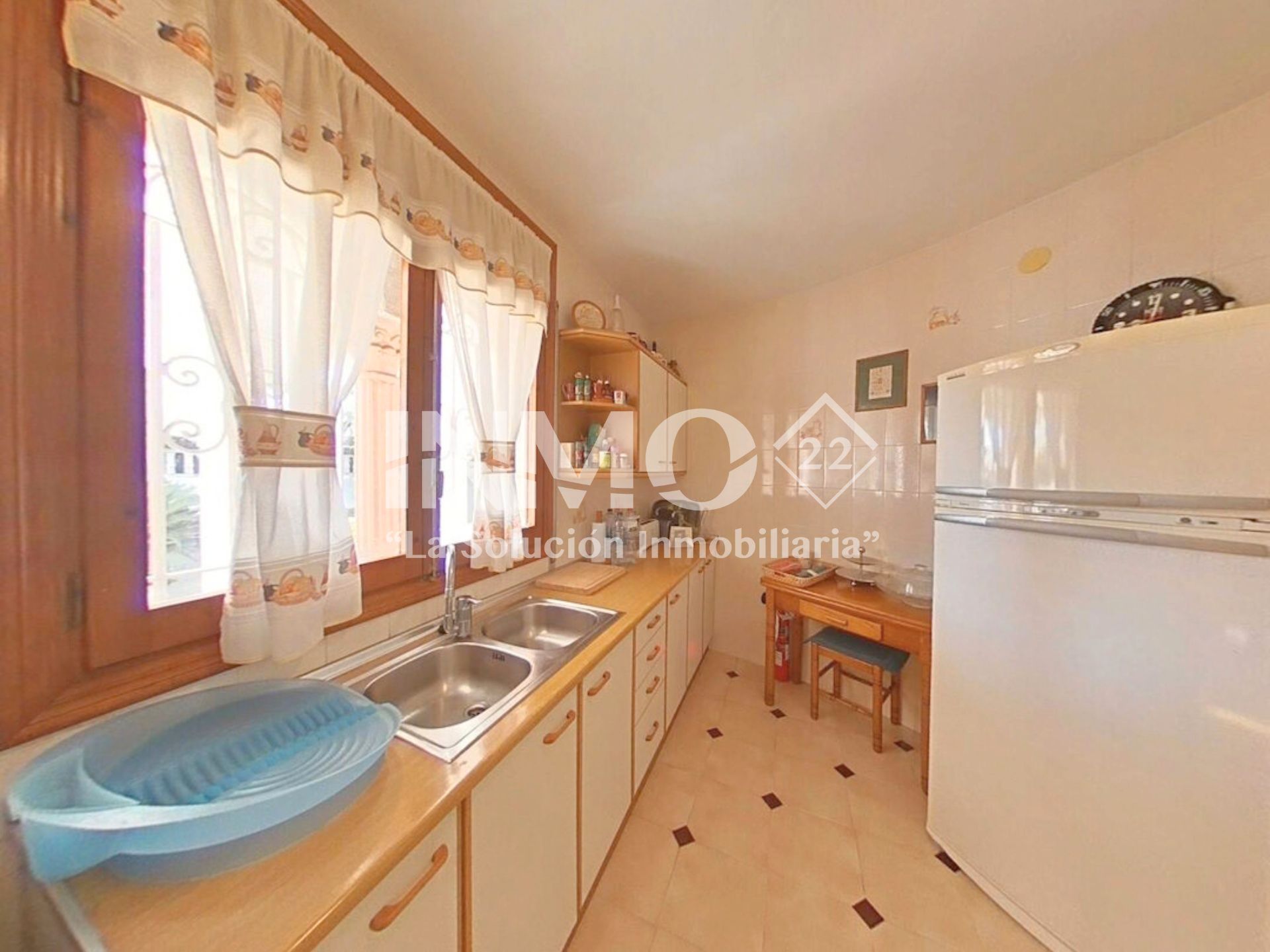 Cuina de Casa o xalet en venda en Cambrils amb Aire condicionat, Jardí privat i Forn