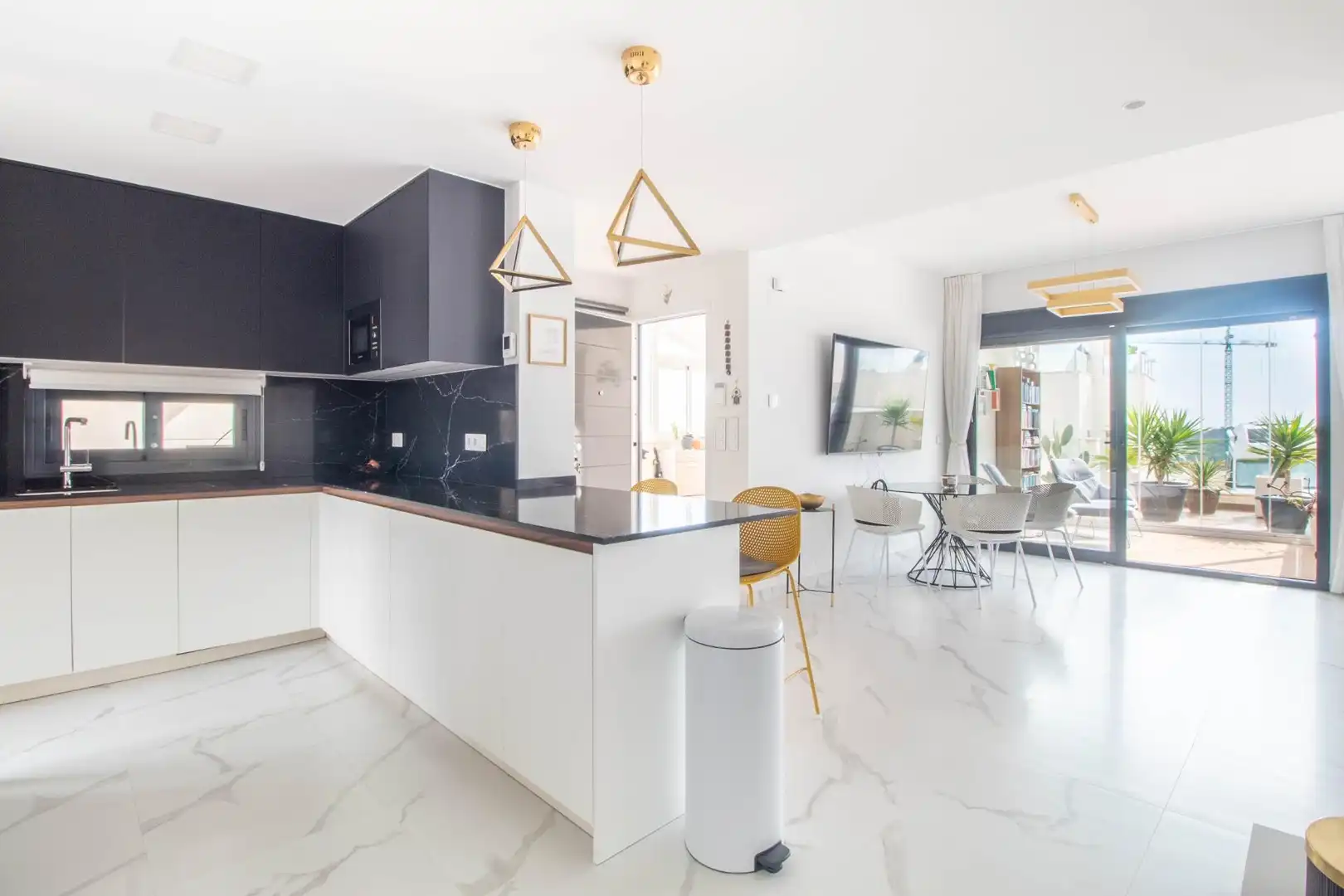 Apartamento con piscina en venta en San Miguel de Salinas, imagen 11