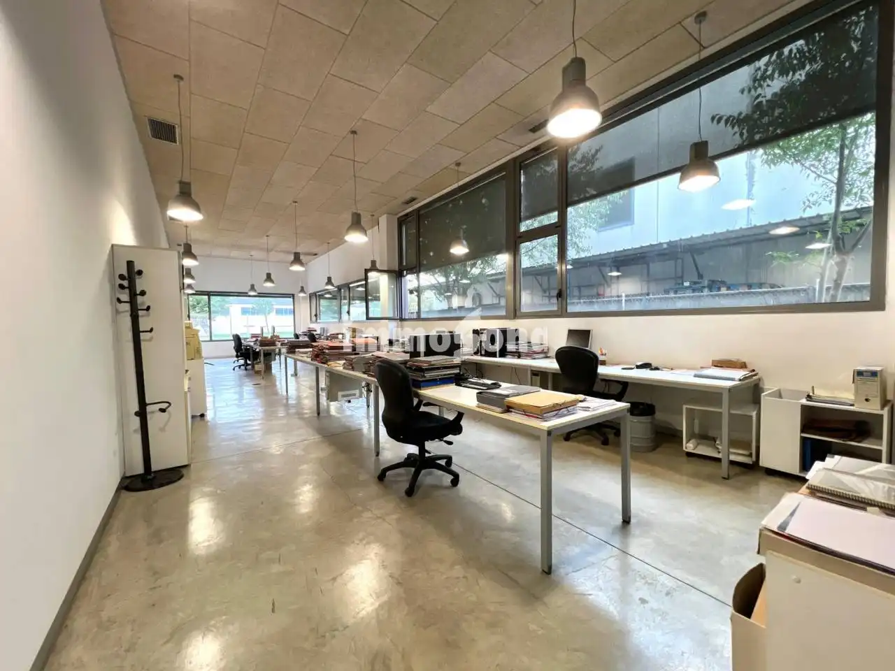 Industrial buildings for sale in Nord 