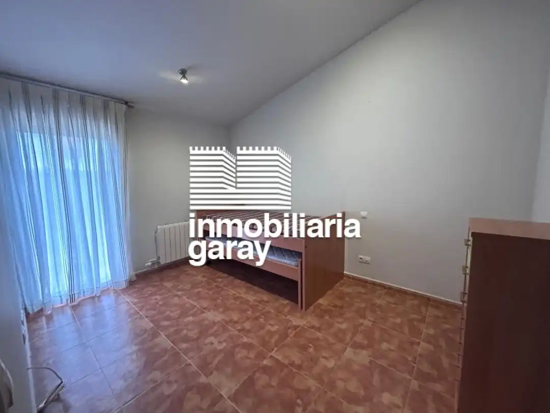 Jardín de Casa o chalet de alquiler en Medina de Pomar con Calefacción, Horno y Lavadora