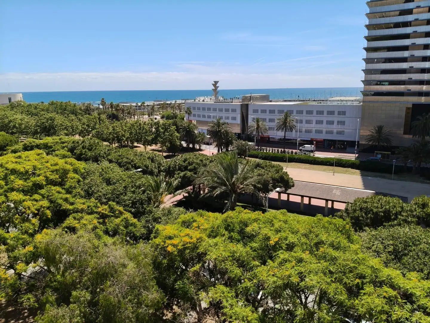 Vista exterior de Piso en venta en Barcelona con Jardín privado y Parquet