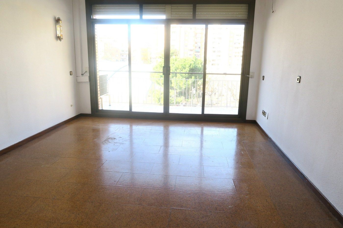 Sala d'estar de Pis en venda en  Barcelona Capital amb Calefacció i Balcó