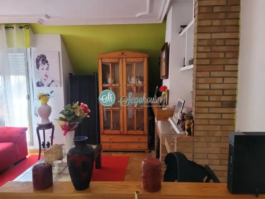 Wohnzimmer von Wohnung zum Verkauf in Segovia mit Heizung