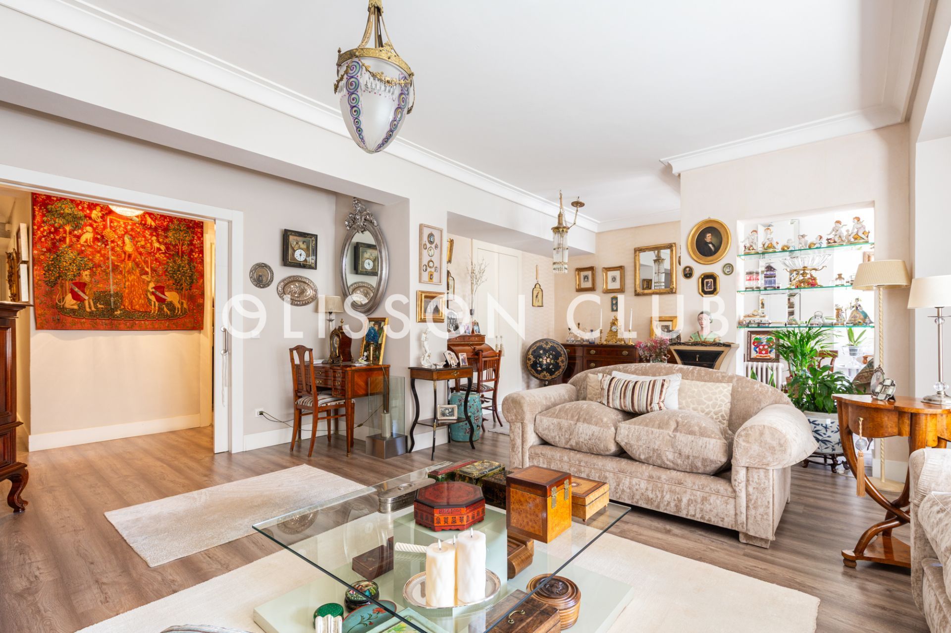 Living room of Flat for sale in  Madrid Capital  with Air Conditioner, Heating and Storage room
