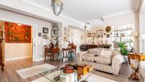 Living room of Flat for sale in  Madrid Capital  with Air Conditioner, Heating and Storage room