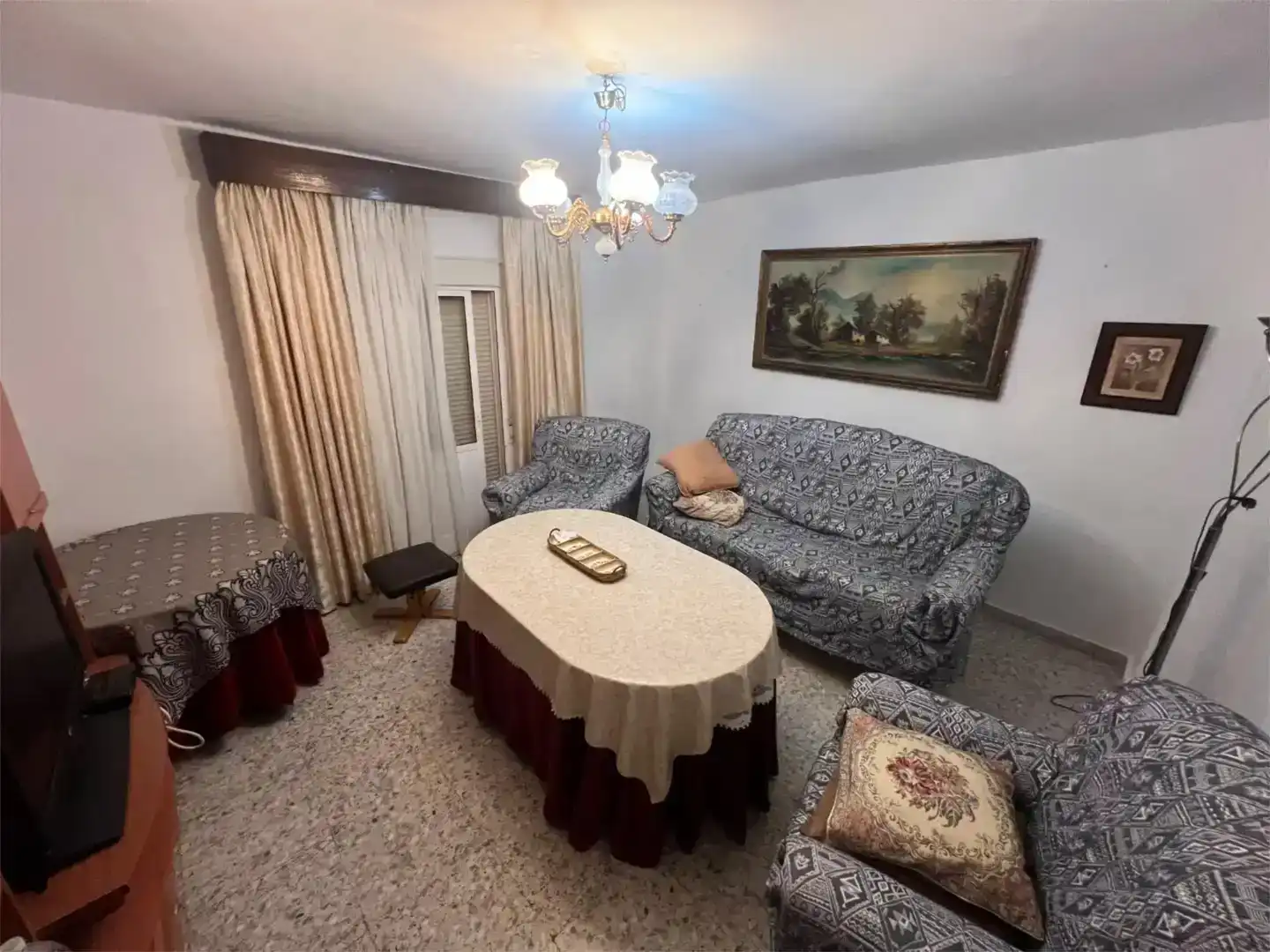 Sala d'estar de Casa adosada en venda en Jayena amb Balcó