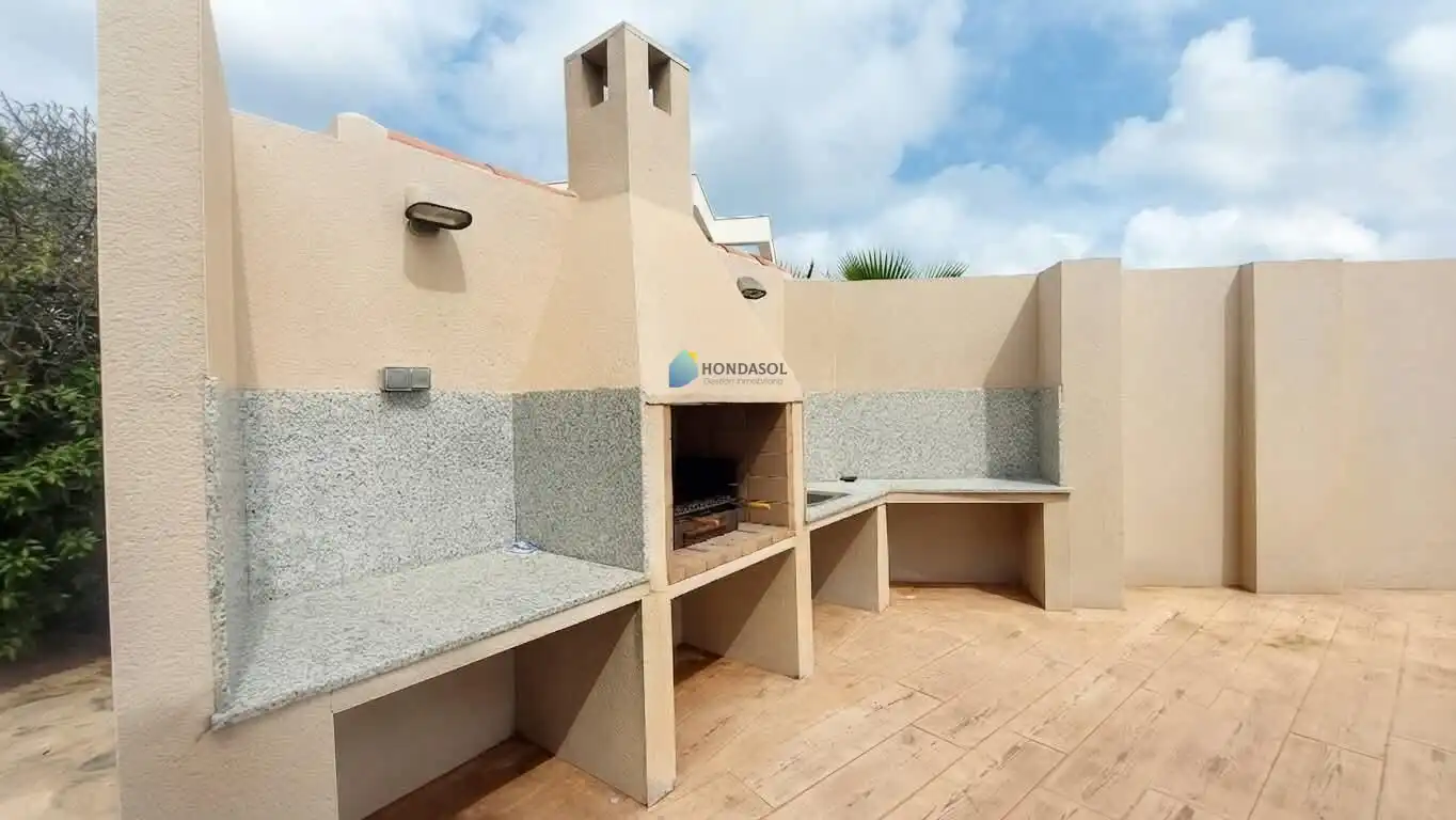 Terraza de Casa o chalet en venta en La Manga del Mar Menor con Aire acondicionado, Jardín privado y Terraza