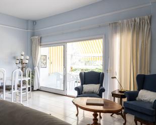 Sala d'estar de Apartament en venda en Estepona amb Terrassa