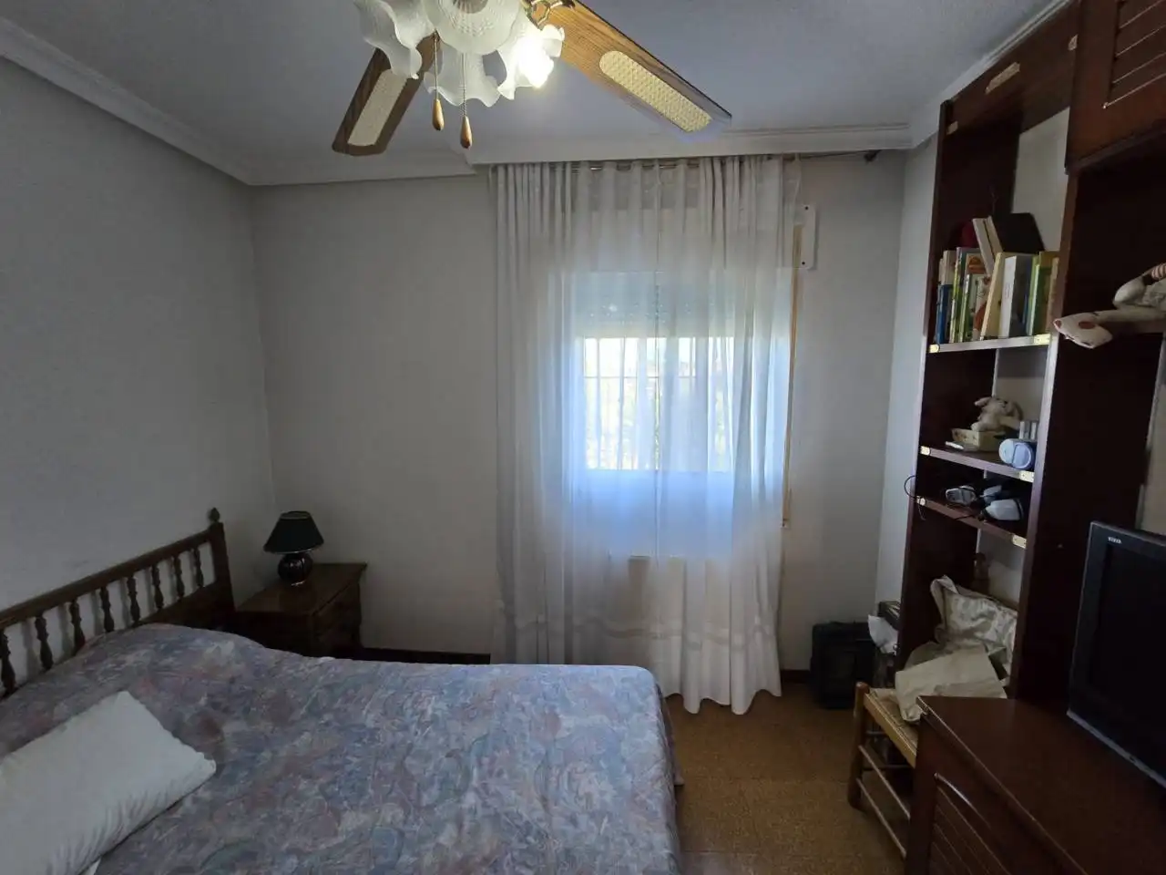Dormitori de Casa o xalet en venda en Pioz amb Calefacció, Jardí privat i Terrassa