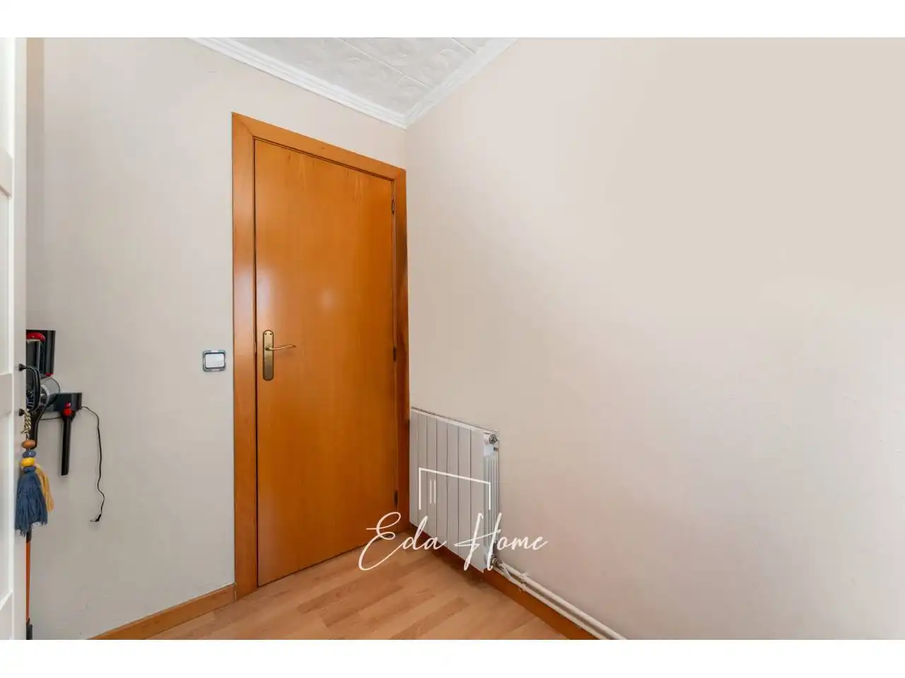 Flat for sale in Cornellà de Llobregat  with Air Conditioner, Heating and Parquet flooring