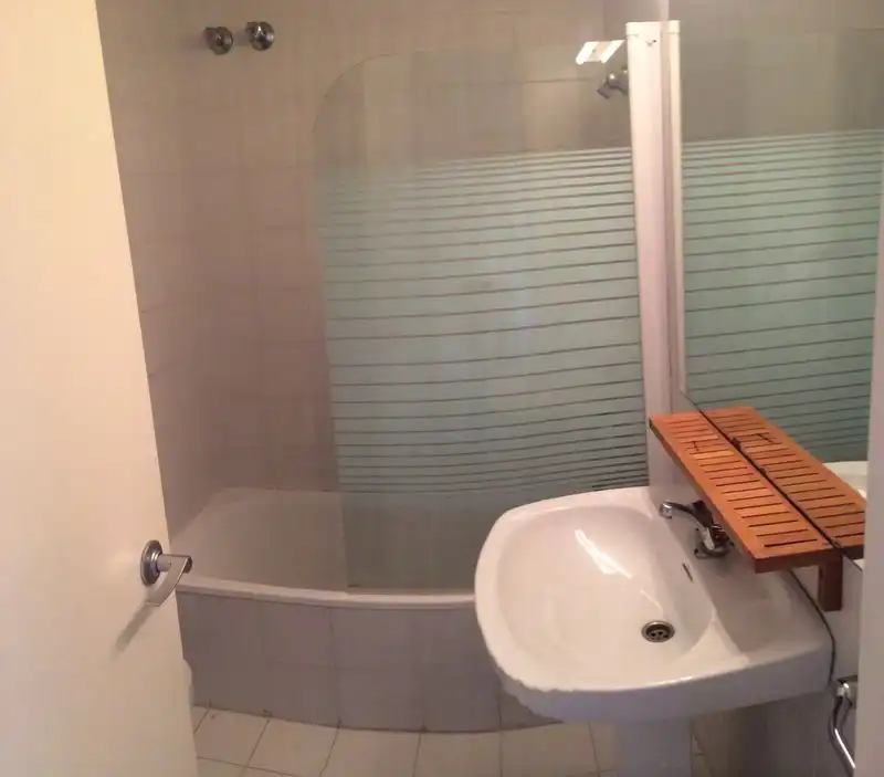 Bathroom of Flat for sale in Sant Joan Despí  with Terrace and Furnished