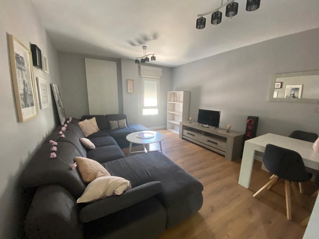 Flat to rent in Avenida Virgen del Carmen, La Reconquista - El Rosario