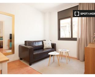 Living room of Flat to rent in L'Hospitalet de Llobregat  with Air Conditioner, Heating and Furnished