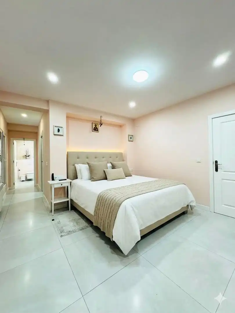 Villa mit Terrasse zum Verkauf in REINES, imagen 25