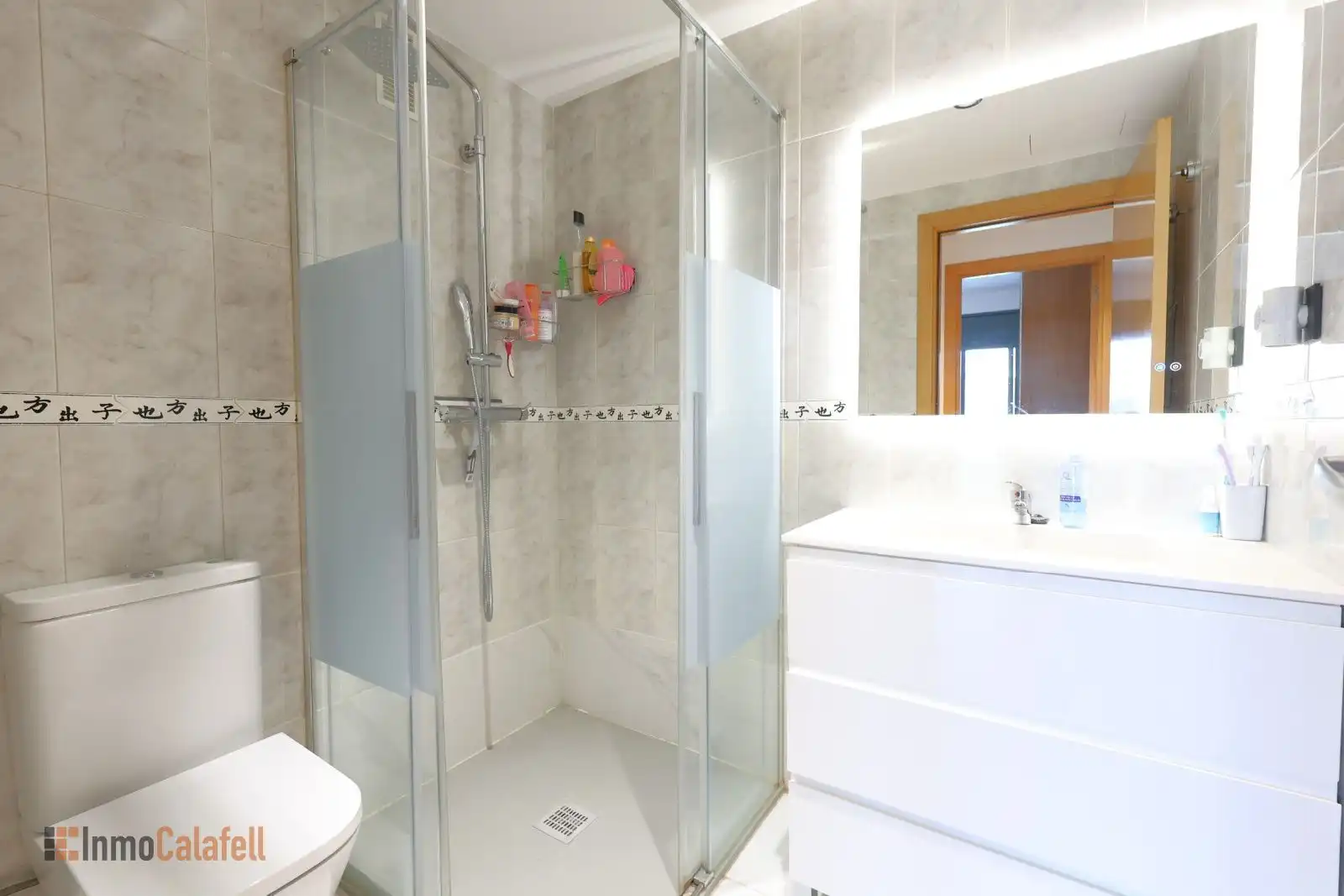 Badezimmer von Wohnung zum Verkauf in El Vendrell mit Klimaanlage, Terrasse und Möbliert