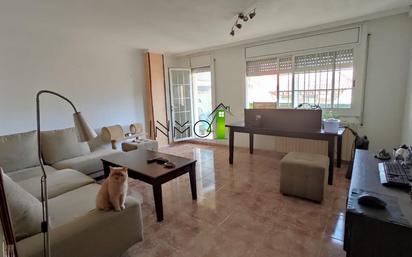 Sala d'estar de Pis en venda en Montornès del Vallès amb Aire condicionat, Terrassa i Balcó