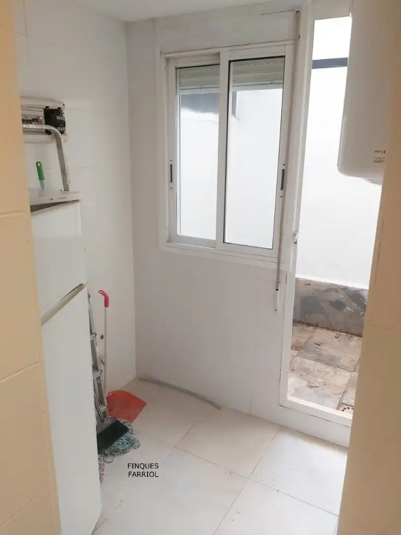 Bany de Pis en venda en Reus amb Terrassa, Moblat i Forn