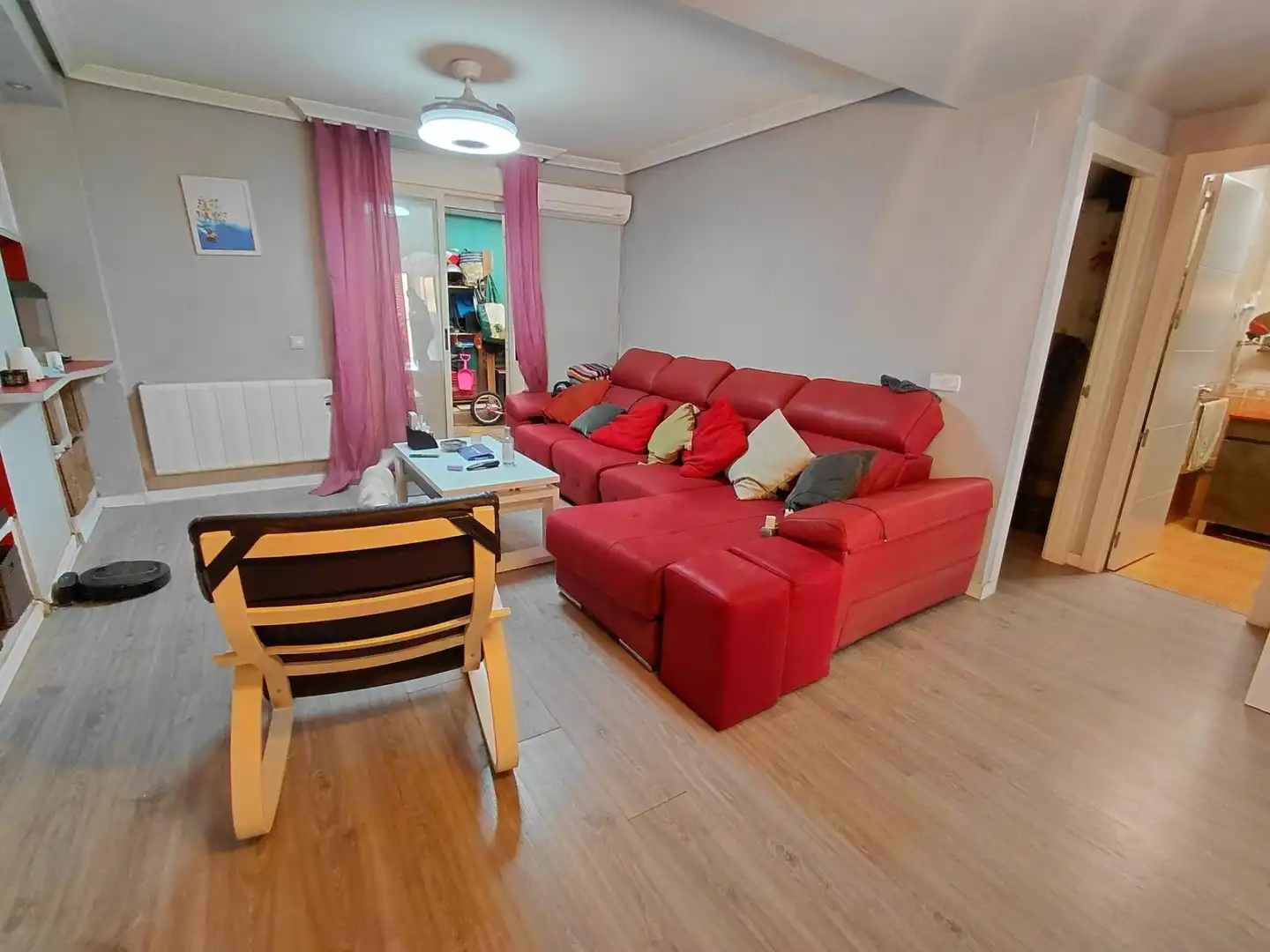 Wohnzimmer von Wohnung zum Verkauf in El Molar (Madrid) mit Klimaanlage, Heizung und Privatgarten