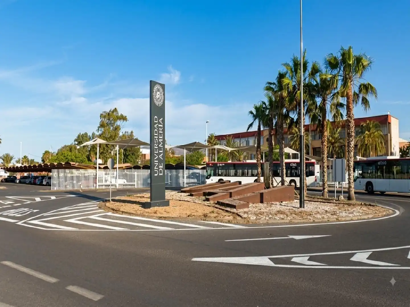 Vista exterior de Pis en venda en Almería