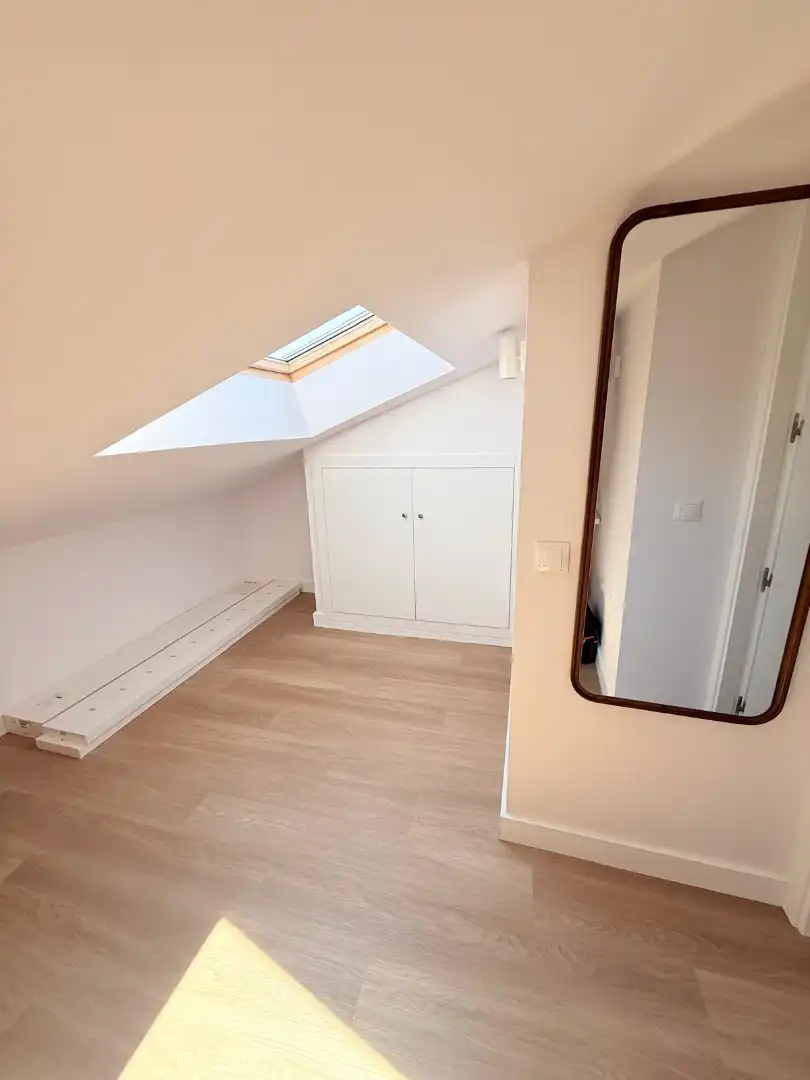 Habitación de Dúplex de alquiler en Málaga con Aire acondicionado, Parquet y Amueblado