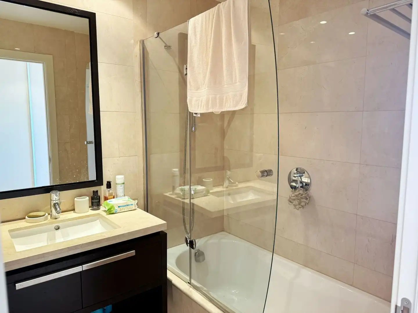 Bathroom of Flat for rent in Benahavís  with Air Conditioner, Storage room and Furnished