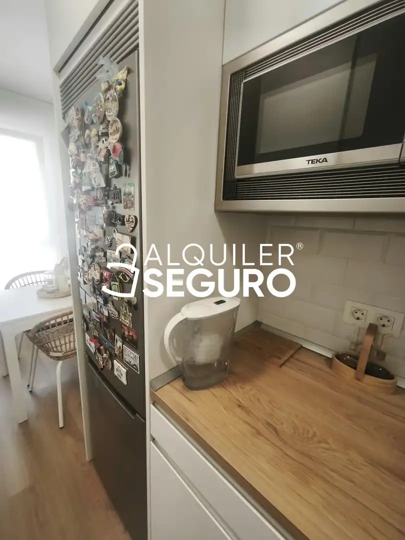 Flat for rent in Zaragoza  with Air Conditioner, Heating and Furnished