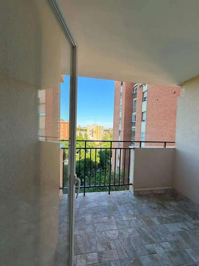 Terraza de Piso de alquiler en Madrid con Calefacción, Parquet y Terraza