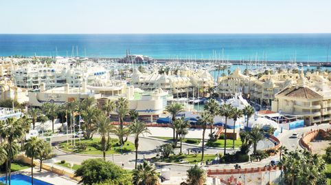 Foto 2 de Apartamento en venta en Avenida Alay, 3, Puerto Marina, Benalmádena