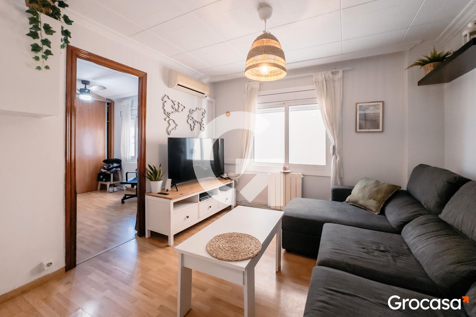 Living room of Flat for sale in El Prat de Llobregat  with Air Conditioner, Heating and Oven