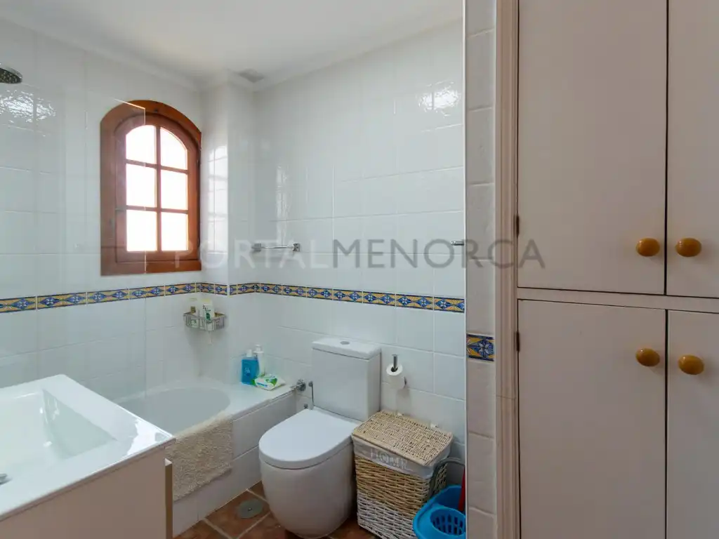 Baño de Apartamento en venta en Es Mercadal con Aire acondicionado y Terraza