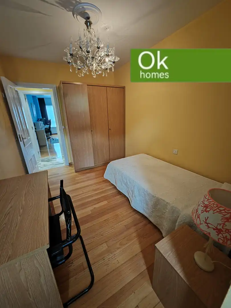 Habitación de Piso en venta en Betanzos con Calefacción, Parquet y Terraza