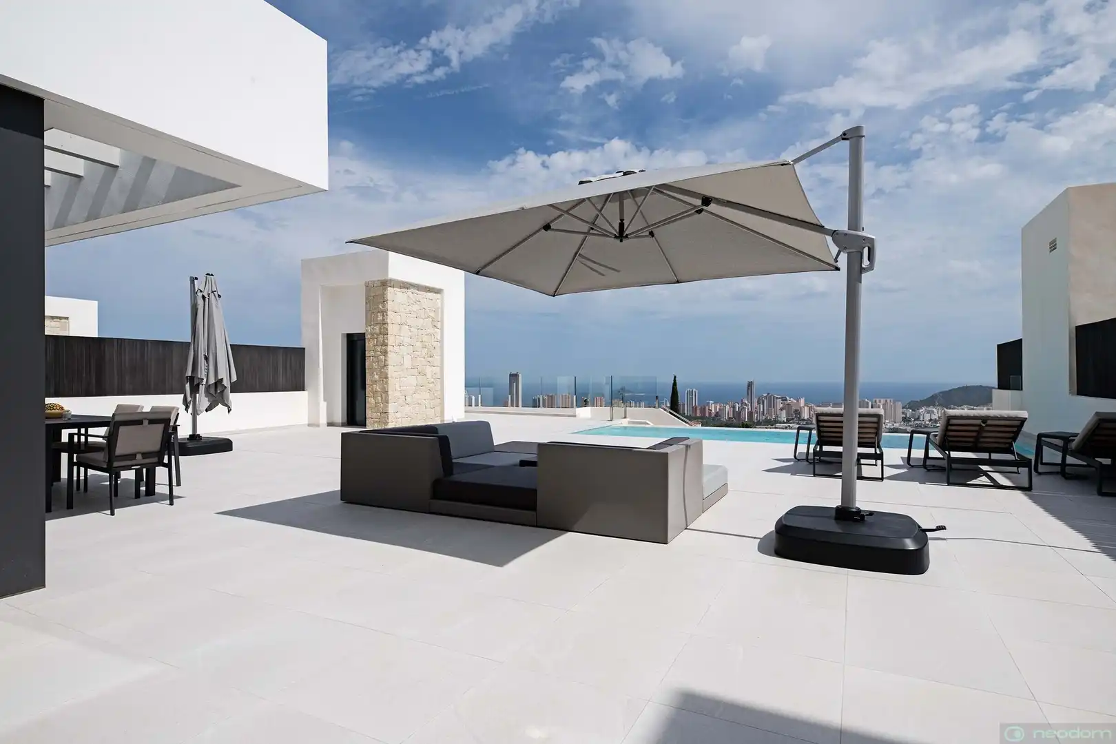 Casa amb terrassa en venda a C. Viena, imagen 48