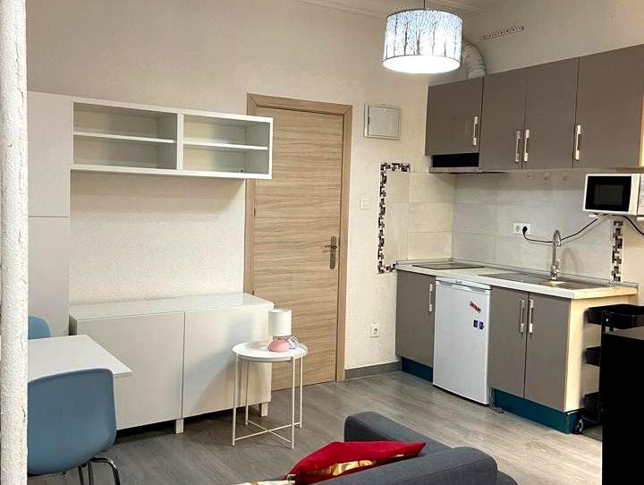 Photo 1 of Study to rent in De Leganitos, Palacio, Madrid